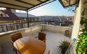 Magnolia Suites